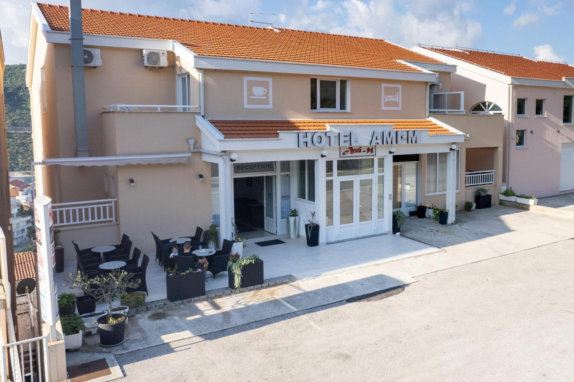 נאום Hotel Ami - M מראה חיצוני תמונה